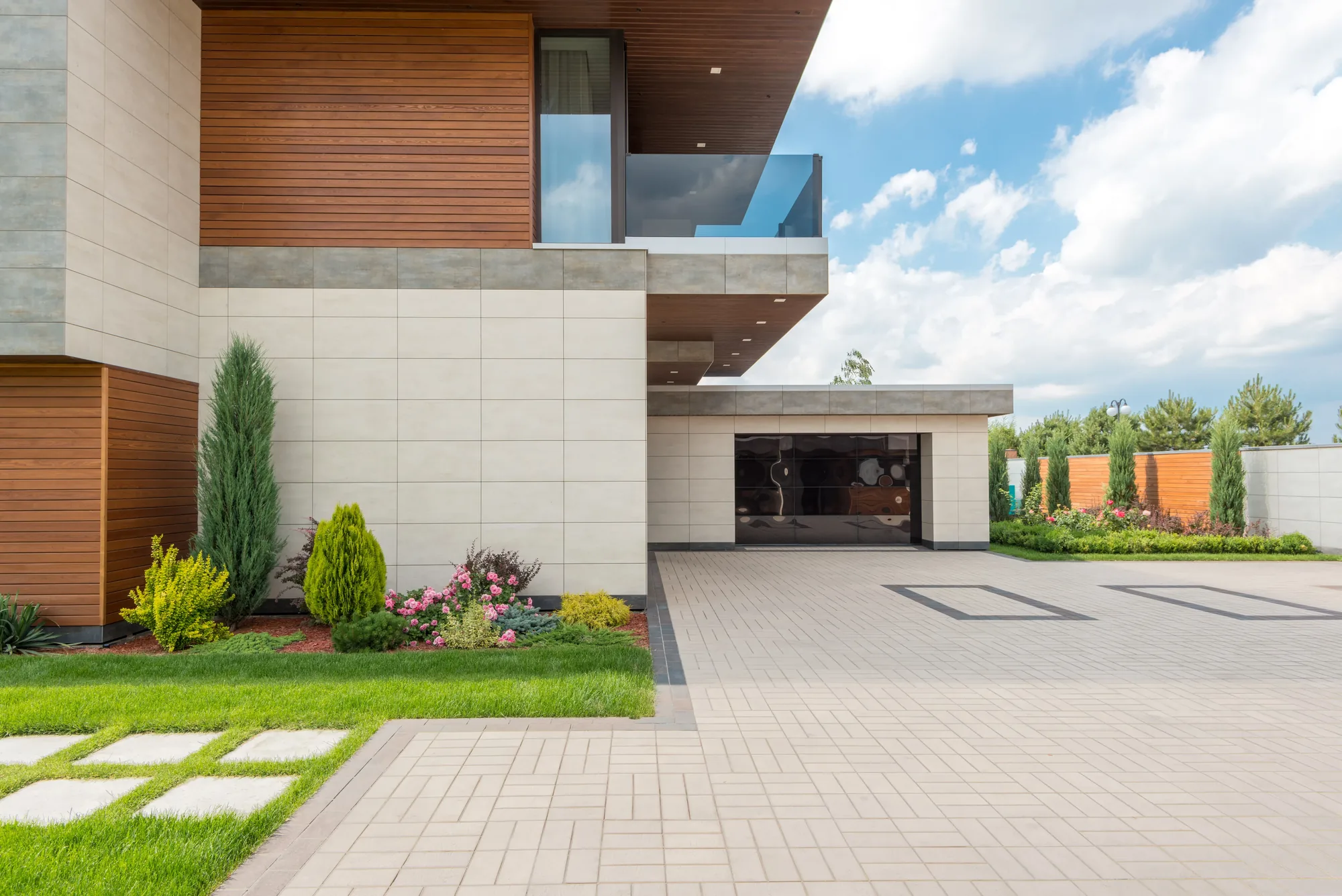 Residential garage door in Wolf Trap